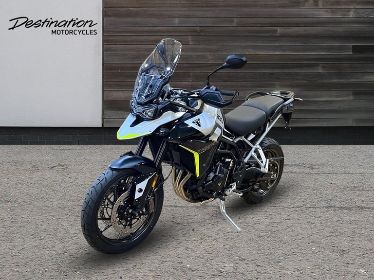 2025 Triumph Tiger 900 GT PRO STANDARD TWIN COLOUR Petrol black 6 Speed