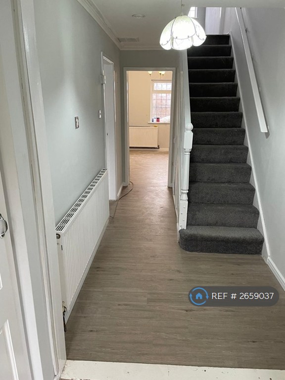 3 bedroom house in Blandford Drive, Coventry, CV2 (3 bed) (#2659037)