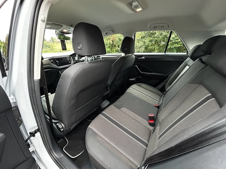 2018 Volkswagen T-Roc 1.6 TDI SE SUV 5dr Diesel Manual Euro 6 (s/s) (115 ps) HATCHBACK Diesel Manual