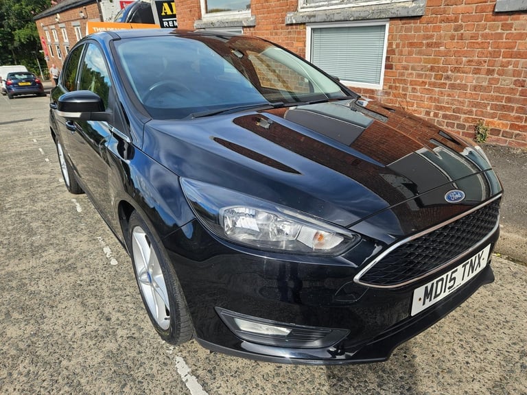 image for Ford Focus 1.0 EcoBoost zetec. Very clean with service history