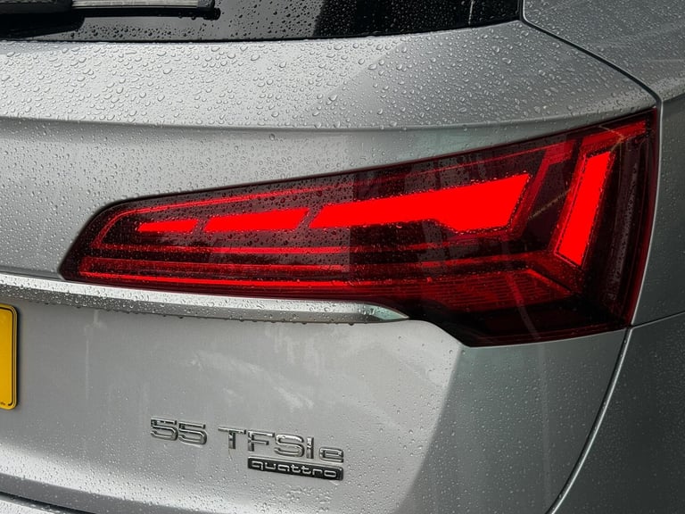  Audi Q5 2.0 TFSIe 55 Competition SUV 5dr Petrol Plug-in Hybrid S Tronic quattro Eur Petrol/Elect...