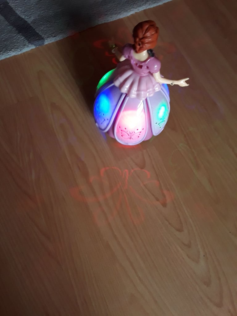 Dancing singing  princess with light dress interactive battery toy 