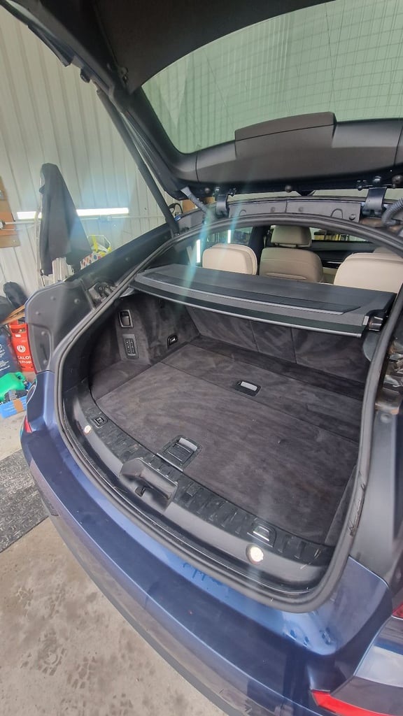 BMW, 5 SERIES, Hatchback, 2010, Semi-Auto, 2993 (cc), 5 doors