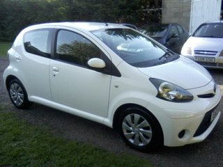 image for TOYOTA AYGO 1.0 VVT-i ICE 5-DOOR 2013.  114K MILES FULL SERVICE JUST COMPLETED.