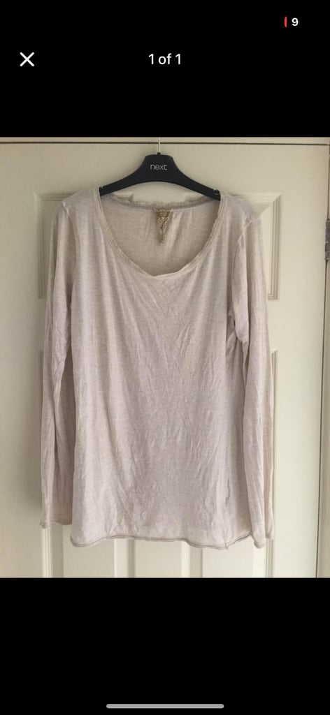 image for (496) Next beige sweatshirt, size 14