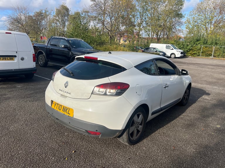Renault, MEGANE, Coupe, 2010, Manual, 1461 (cc),2 doors - Image 3