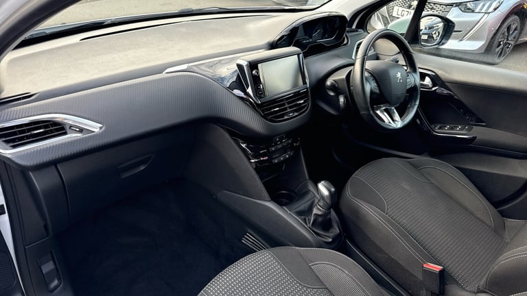 2019 Peugeot 208 1.2 PureTech Tech Edition Hatchback 5dr Petrol Manual Euro 6 (s/s) (82 ps) Hatch...