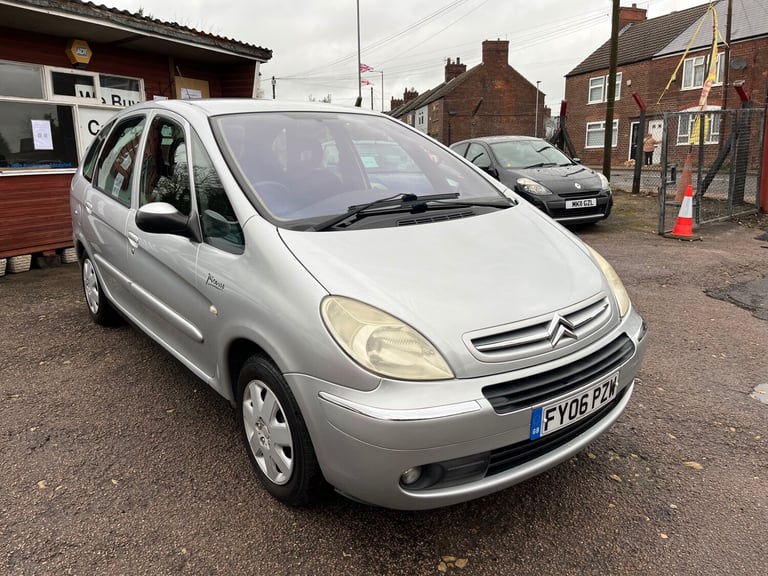 2006 Citroen Xsara Picasso 2.0i 16v Desire 5dr Auto MPV Petrol Automatic