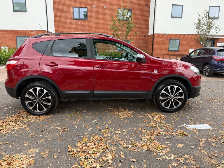 Nissan, QASHQAI, Hatchback, 2014, Manual, 1461 (cc), 5 doors