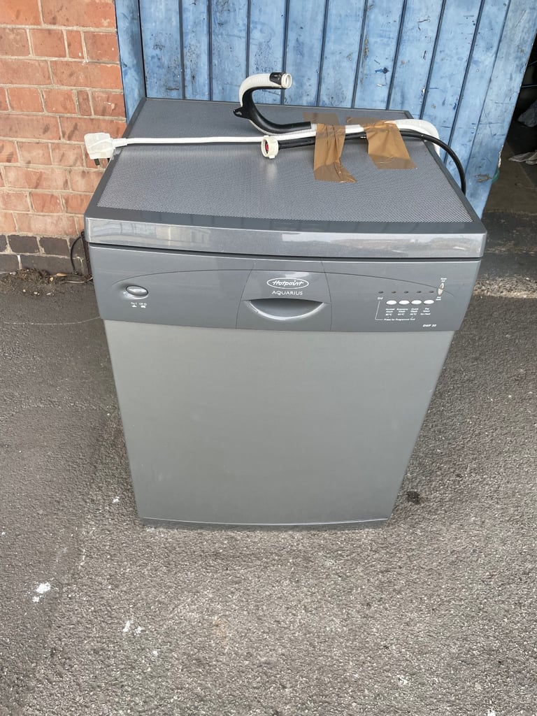 Hotpoint Aquarius DWF30 Full Size Dishwasher Grey H85cm W60cm Depth 60cm