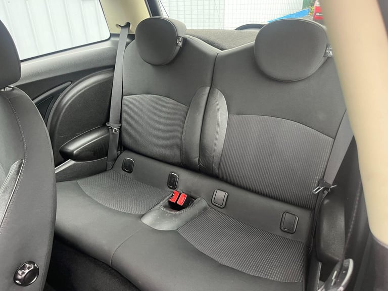  MINI Hatch 1.6 Cooper Euro 5 3dr Petrol Manual