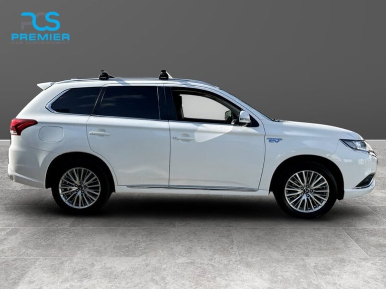2020 Mitsubishi Outlander h TwinMotor Reflex Plus SUV HYBRID Automatic