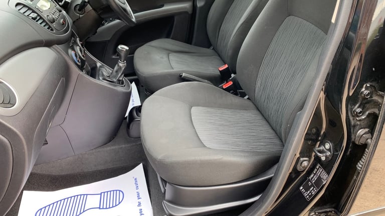 HYUNDAI i10 ACTIVE 5 DOOR HATCHBACK MANUAL ULEZ £20 ROAD TAX