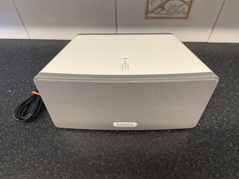 Stereo pair of Sonos play 3
