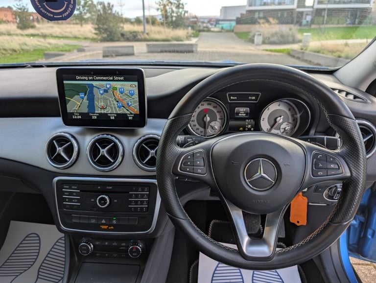 2016 Mercedes-Benz GLA 2.1 GLA200d Sport SUV 5dr Diesel 7G-DCT Euro 6 (s/s) (136 ps) ESTATE Diese...