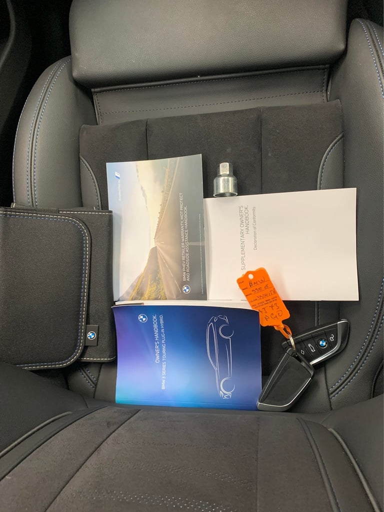 2024 BMW 3 Series 2.0 330e 12kWh M Sport Touring 5dr Petrol Plug-in Hybrid Auto Euro 6 (s/s)  Est...