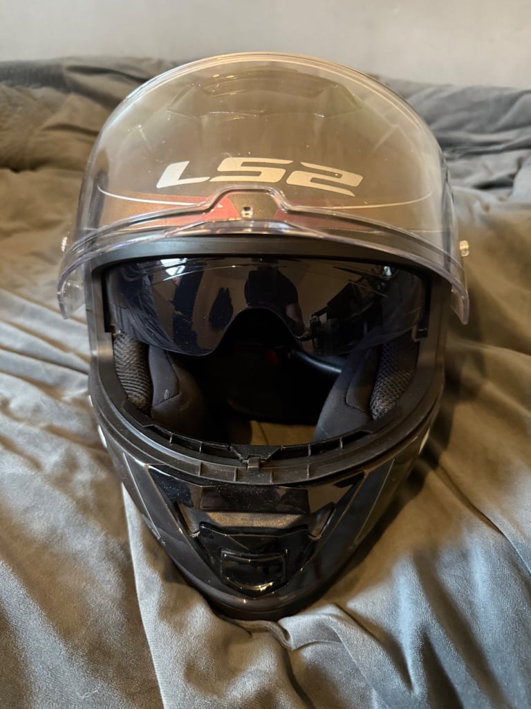 LS2 motorcycle Helmet (XS)