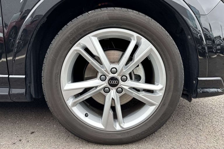 2024 Audi Q3 35 TFSI S Line 5dr S Tronic [Leather] ESTATE PETROL Automatic