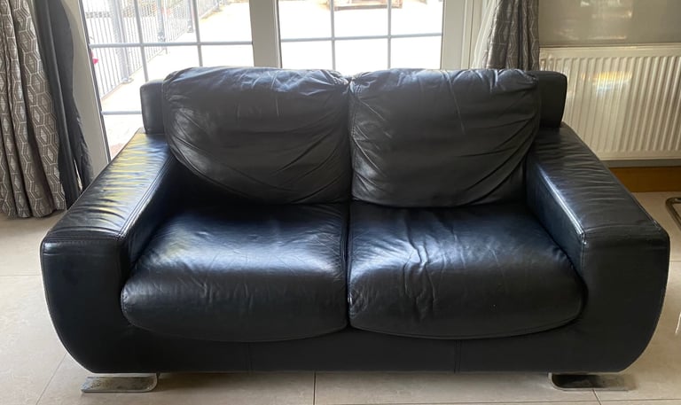3 & 2 seater. Leather sofa (price drop)