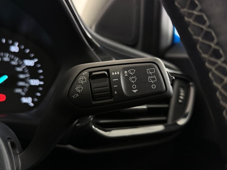 2023 Ford Puma 1.0 EcoBoost Hybrid mHEV Titanium 5dr HATCHBACK PETROL Manual