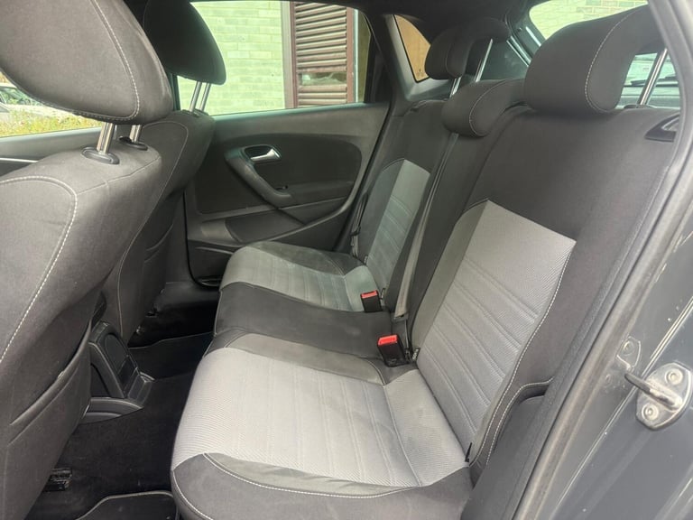 2017 Volkswagen Polo 1.0 TSI BlueMotion Tech R-Line Euro 6 (s/s) 5dr HATCHBACK Petrol Manual