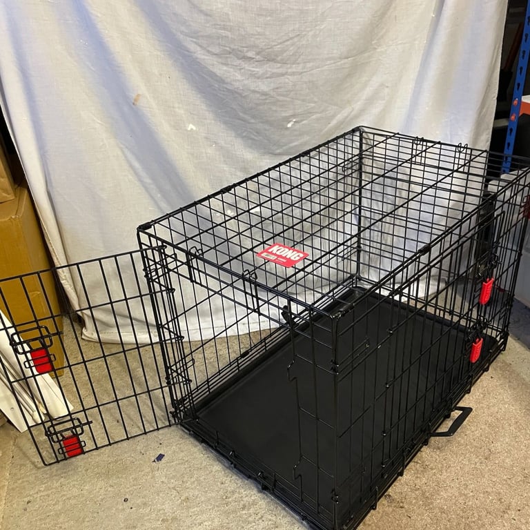 Dog crate by KONG - Medium size 