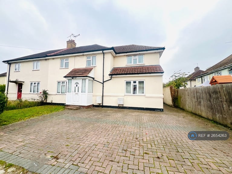image for 6 bedroom house in Kings Road, West Drayton, UB7 (6 bed) (#2654263)