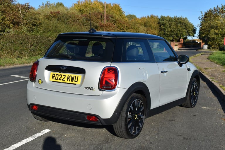 2022 MINI Hatch 135kW Cooper S Level 3 33kWh 3dr Auto HATCHBACK ELECTRIC Automatic