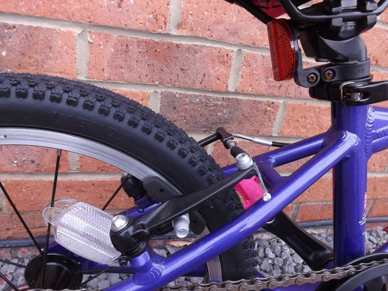 Carrera Cosmos Kids Bike - 16" Wheel - Purple / Pink