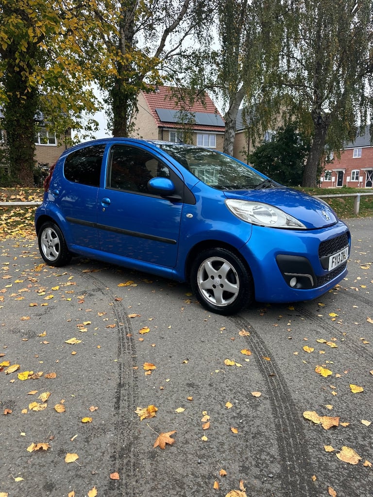 image for Peugeot, 107, Hatchback, 2013, Manual, 998 (cc), 5 doors
