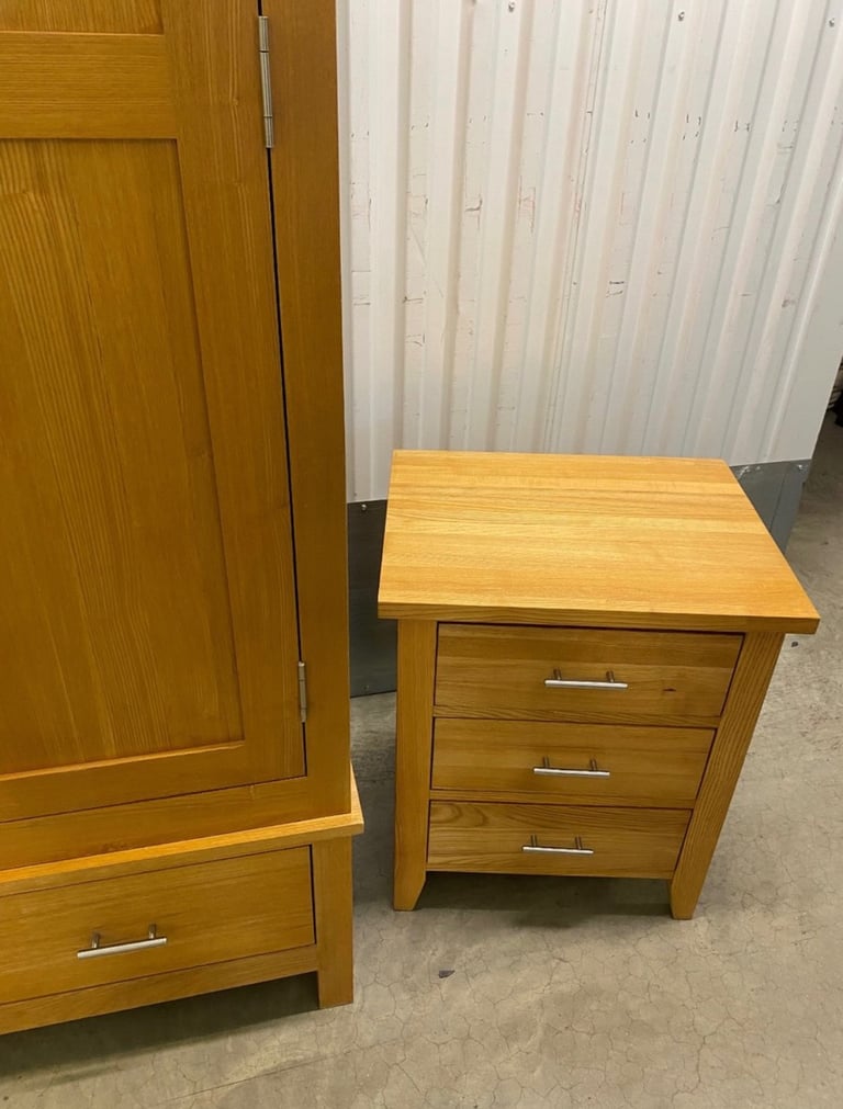 Solid Oak Wardrobe and Matching Bedsides