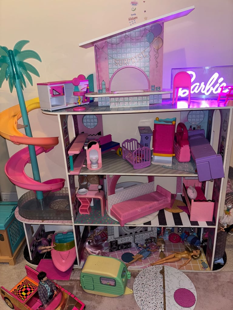 image for LOL doll surprise house 
