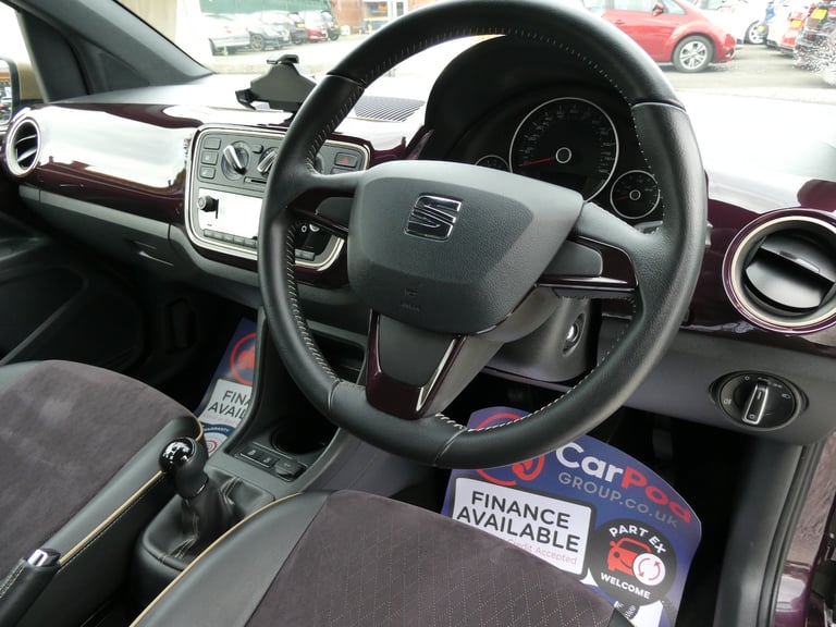 1.0 75 Mii by Cosmo 5dr *6 SERVICES +DAB +BTOOTH +HEATED LEATHER +2 KEYS*