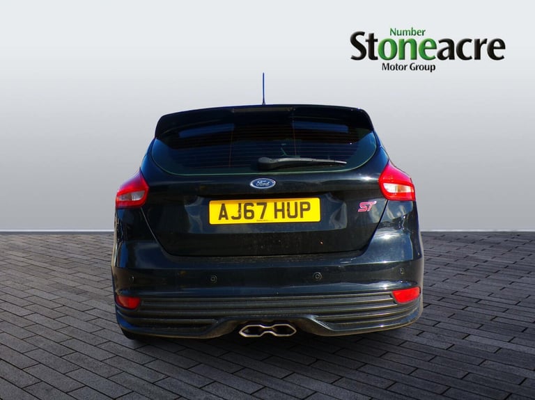 2018 Ford Focus 2.0 TDCi 185 ST-2 Navigation 5dr HATCHBACK DIESEL Manual