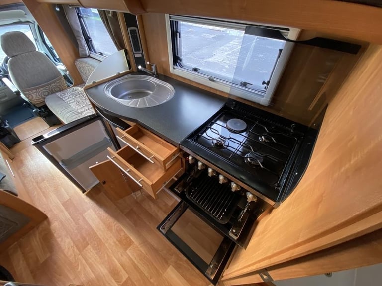 2011 AUTO-TRAIL FRONTIER MOHAWK LUXURY MOTORHOME