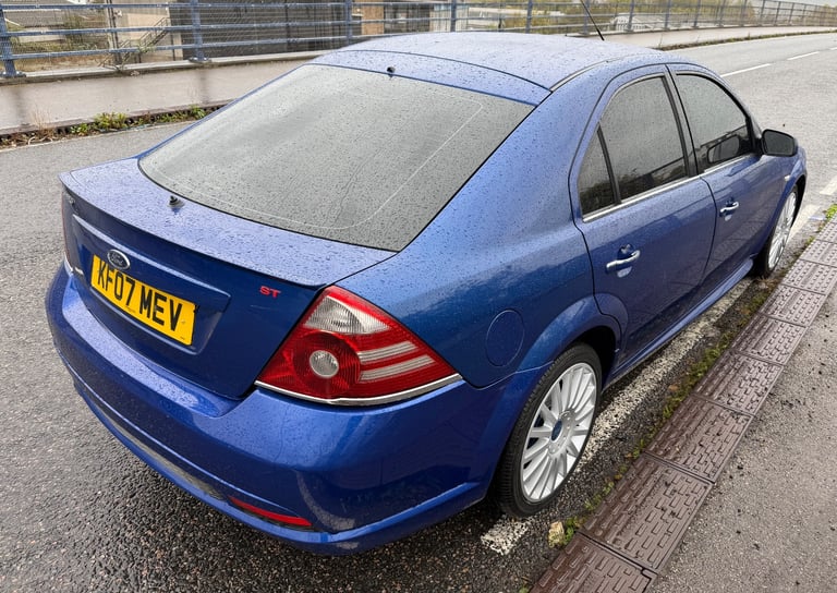 Ford Mondeo ST , New MOT, 2.2cc manual 6 speed. 