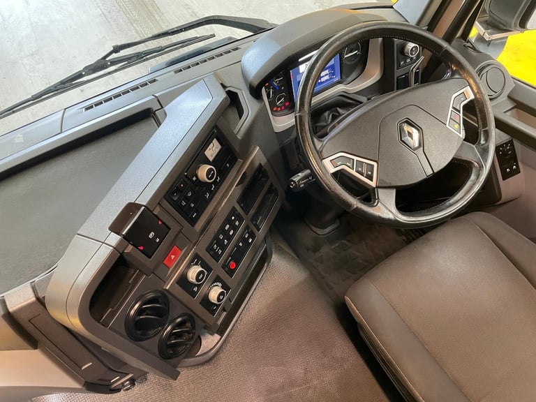 RENAULT T460 OPTIFUEL *EURO 6* 6X2 TRACTOR UNIT – 2018 – JG56 CSG