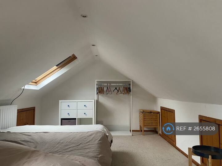 1 bedroom in Sarsfield Road, Greenford, UB6 (#2655808)