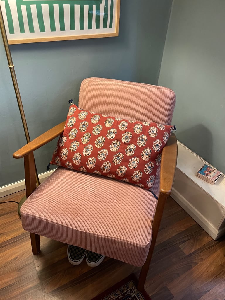 IKEA Ekenaset Armchair - velvet pink cover