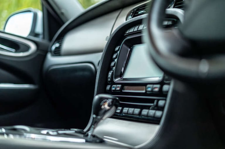 2007 Jaguar XJ XJ 2.7 TDVi Sovereign 4dr Auto SALOON DIESEL Automatic