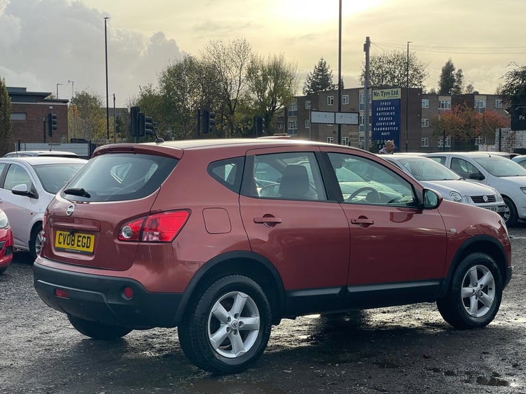 * NISSAN QASHQAI 1.6 ACENTRA 5 DOOR + ALLOYS + FOGLIGHTS * 