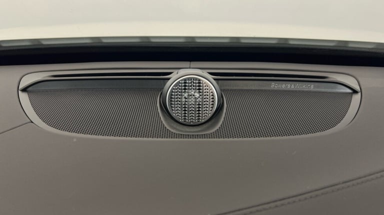 2025 Volvo XC90 Ultra, T8 AWD Plug-in hybrid, Dark, 7 Seats (BLIS, Panoramic Sunroof) Estate Petr...