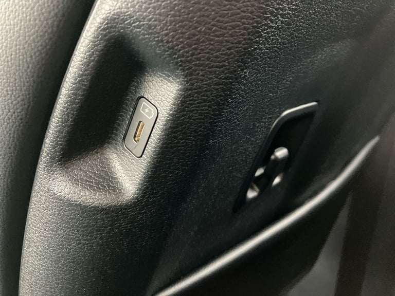 2023 Kia Sportage 1.6T GDi HEV 3 5dr Auto SUV PETROL/ELECTRIC Automatic