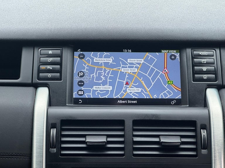 2017 Land Rover Discovery Sport 2.0 TD4 SE Tech 4WD Euro 6 (s/s) 5dr ESTATE Diesel Manual