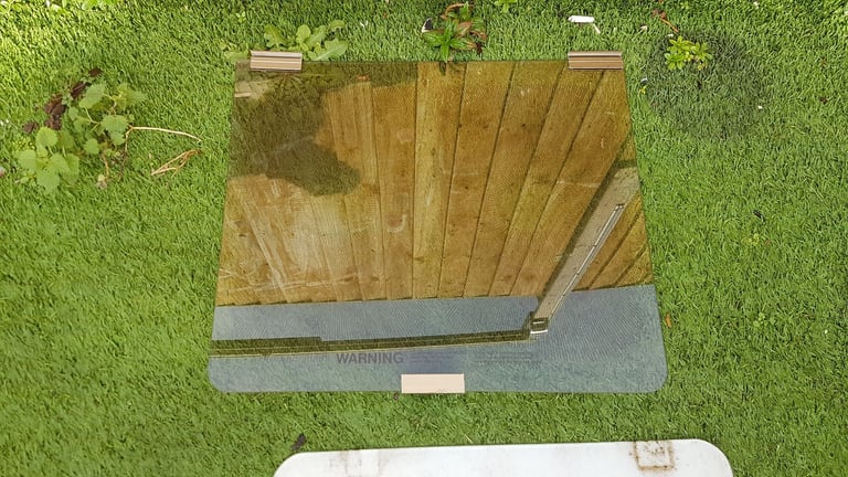 Glass hob lid / cover for camper caravan motorhome or boat.