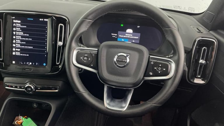 2025 Volvo XC40 Black Edition Plus B4 Mild hybrid Petrol Automatic SUV Hybrid Automatic