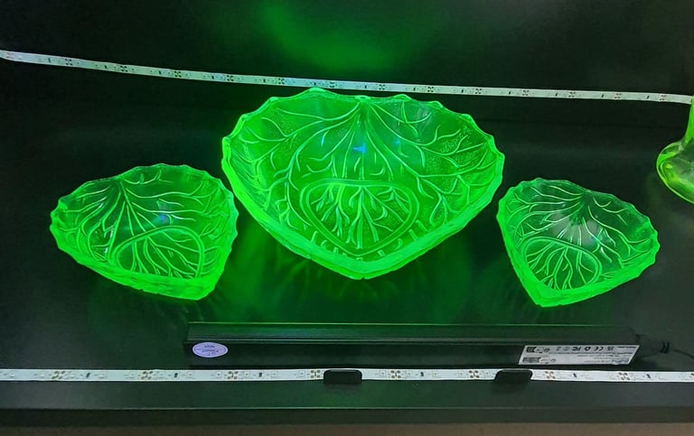 image for Uranium glass bowl 2 dishes