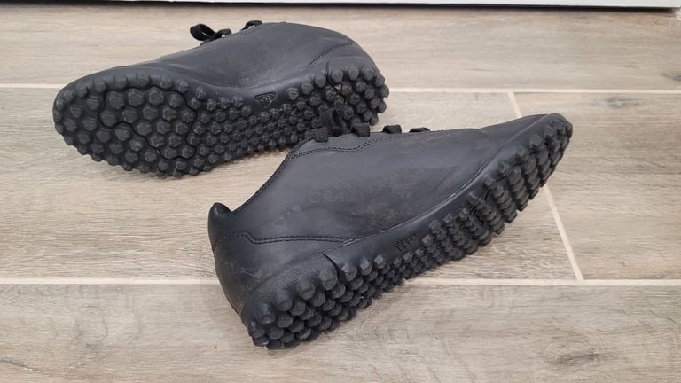 Adidas junior size 3 football boots