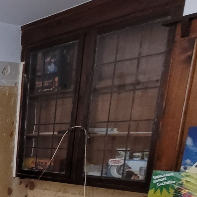 Free single pane glass cupboard doors
