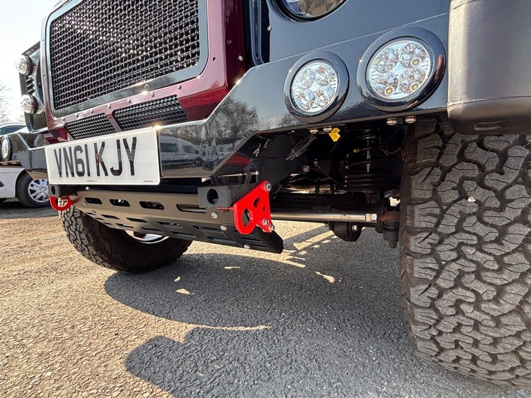 2011 Land Rover Defender Hard Top TDCi 6 Seater Custom PANEL VAN Diesel Manual